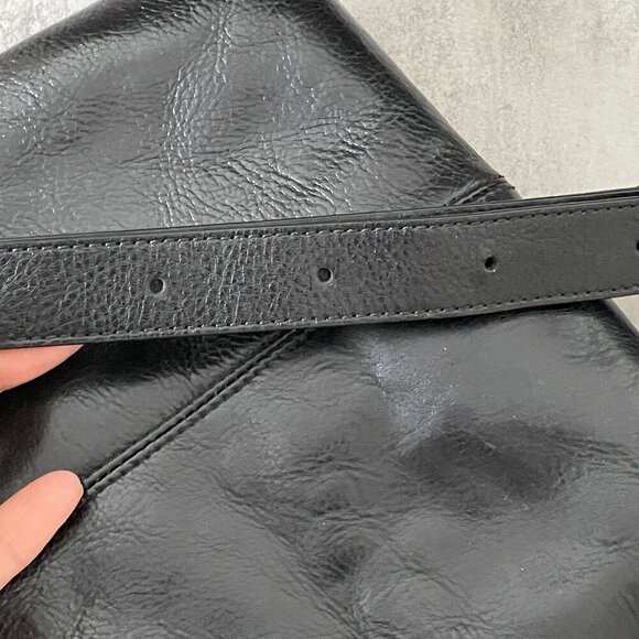 Vintage Hobo International Rectangular Black Leather Zip Crossbody Shoulder Bag - Picture 12 of 12